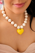 COLLAR BOLA CHICLE BEIGE B 1079